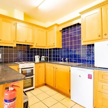 Appartement 55 - Spacious Three Bed With Parking Galway